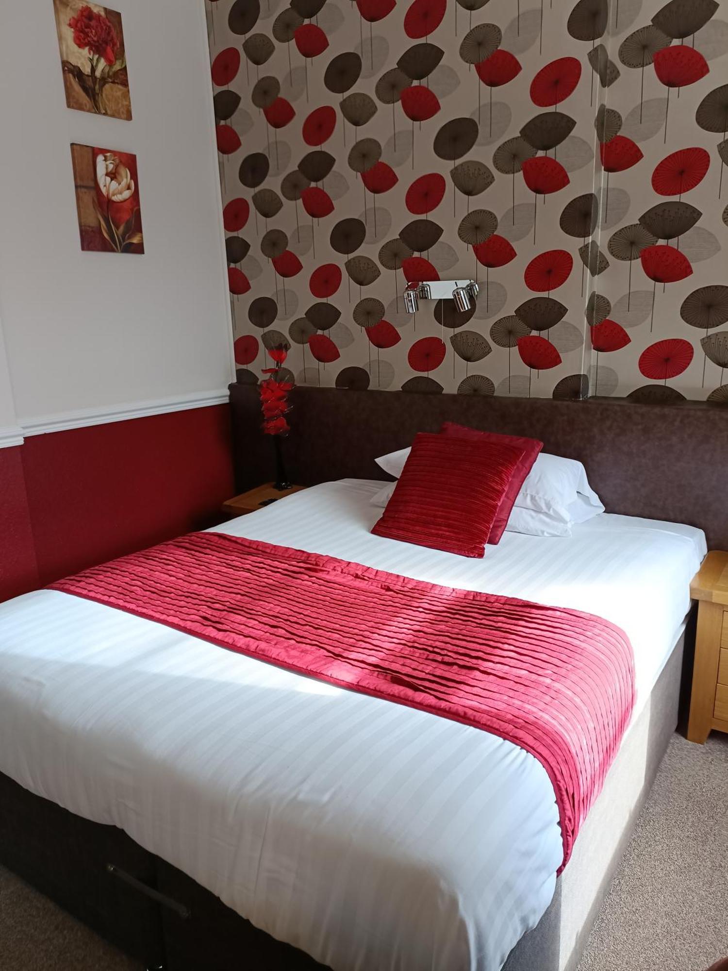 Lawnswood Guest House Torquay Bagian luar foto