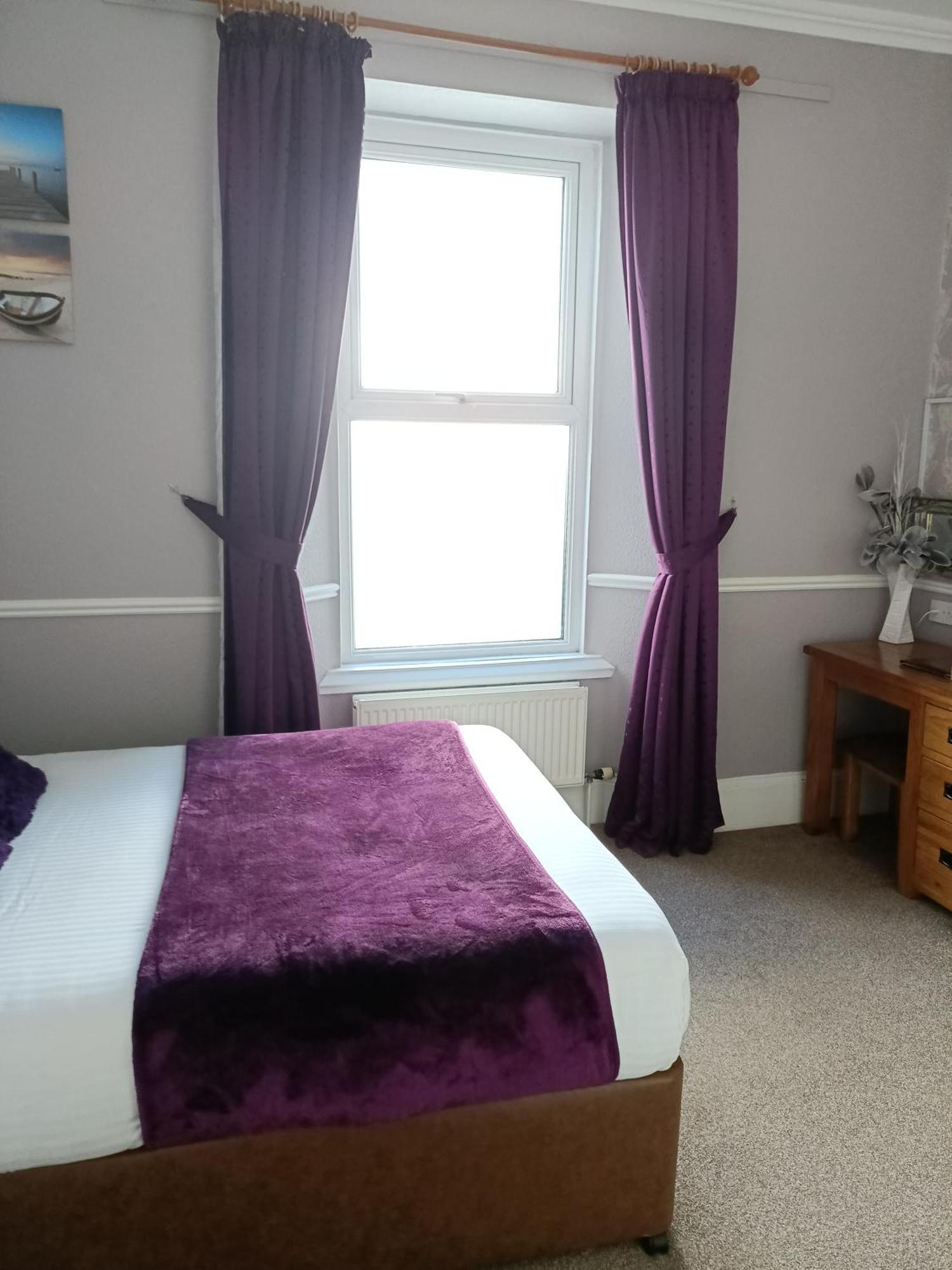 Lawnswood Guest House Torquay Bagian luar foto