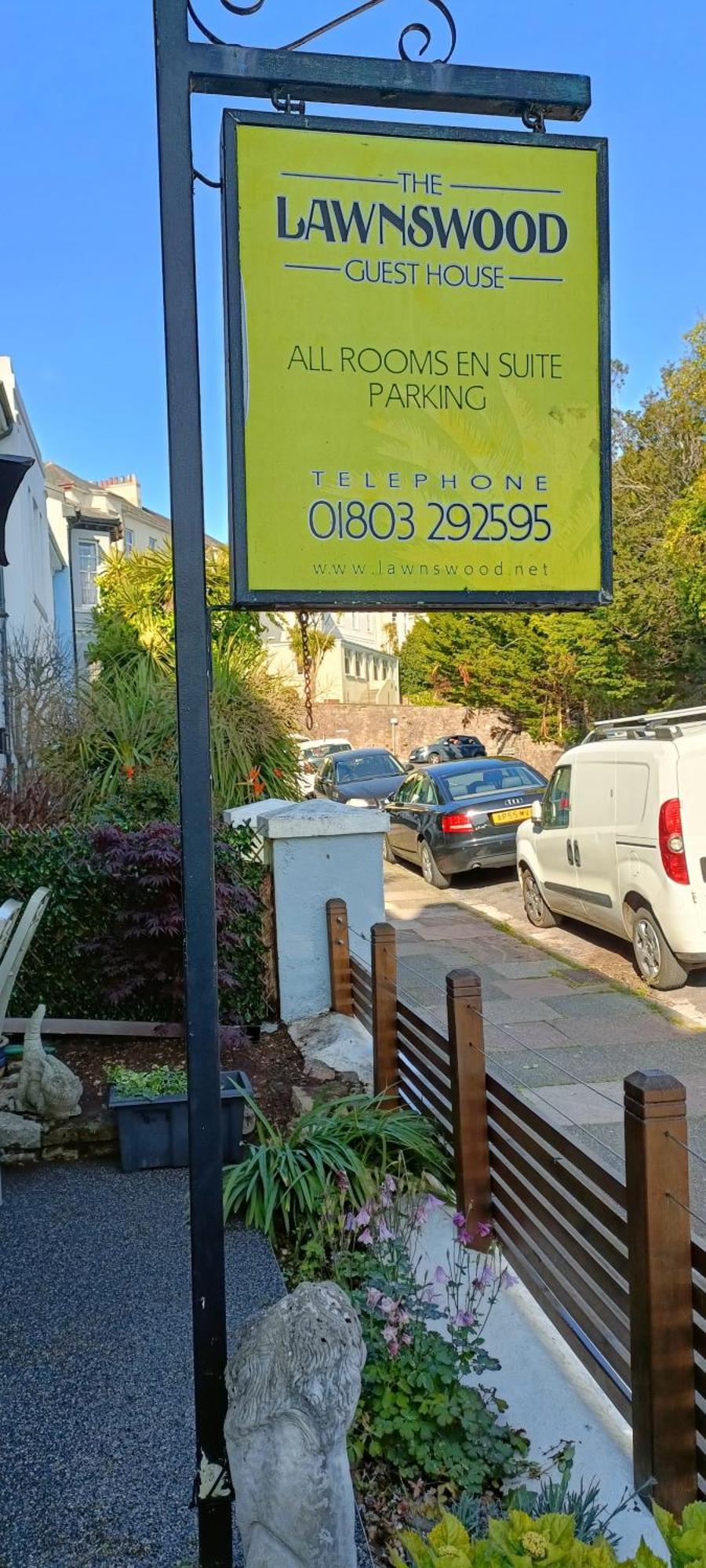 Lawnswood Guest House Torquay Bagian luar foto