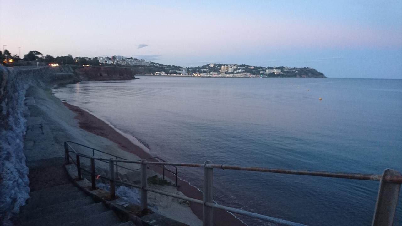 Lawnswood Guest House Torquay Bagian luar foto
